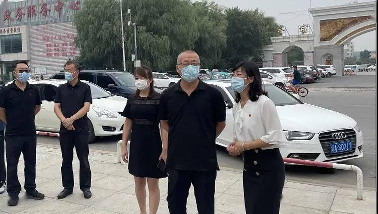 苏家屯区人大常委会举行人大换届选举宣传日活动