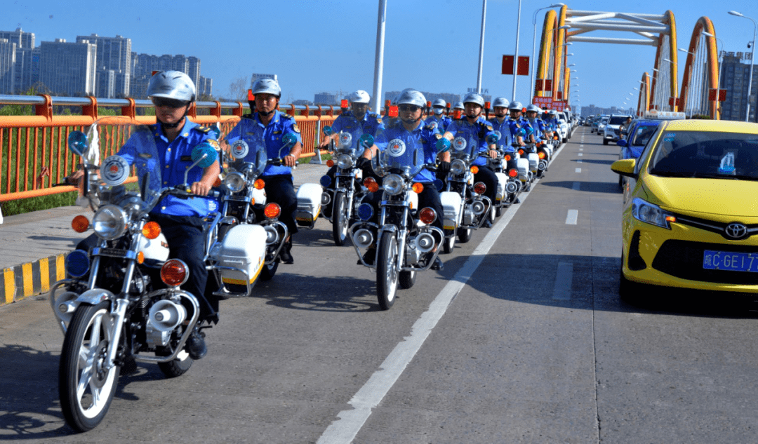 怀远城管强素质转作风树形象怀远县城管局组建摩托车巡逻车队