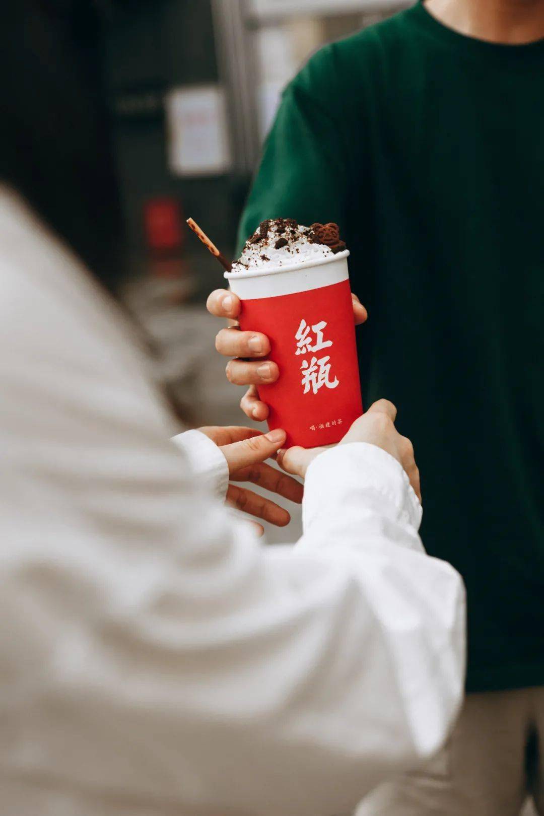 别带女朋友来福州这家"洞穴奶茶"!七夕会甜到蛀牙!