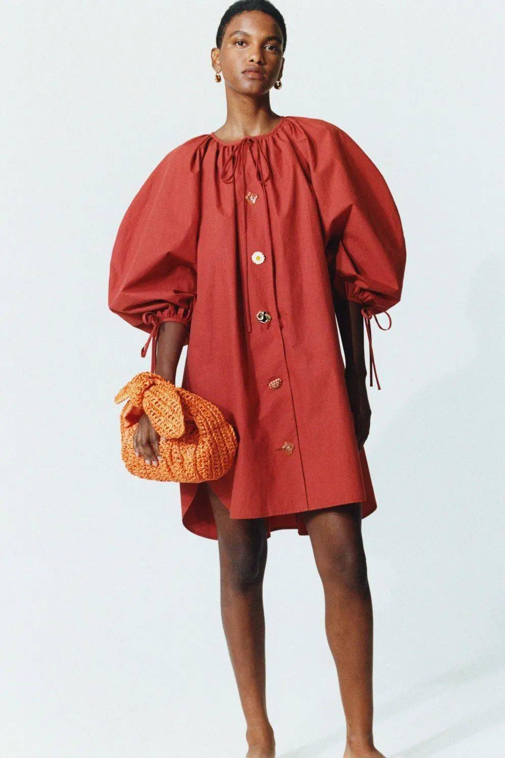 夏天|今年夏天最流行的棉质连衣裙