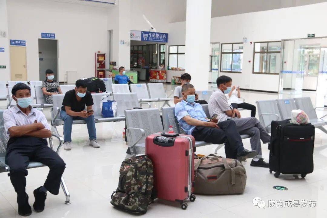 成县全面筑牢疫情防控安全线