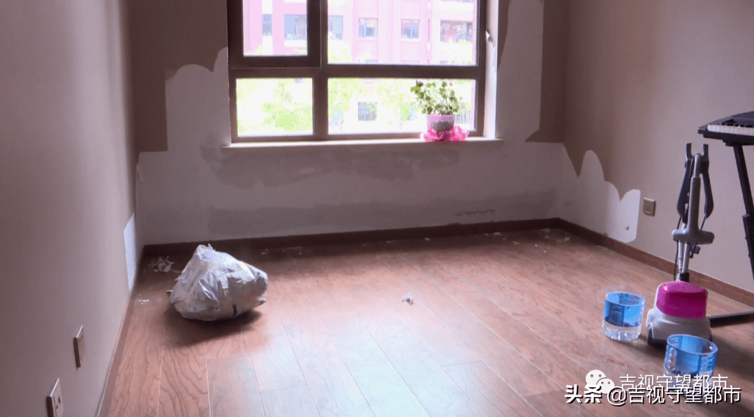 刚到手精装房问题频现报修俩月迟迟没解决