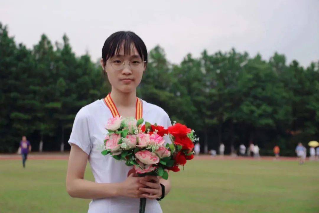 未名新语陈一格一塔湖图总故乡