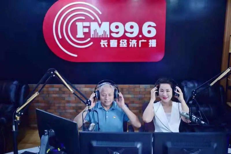 996经济访谈时间丨喜堂中国集团总裁 吴建华