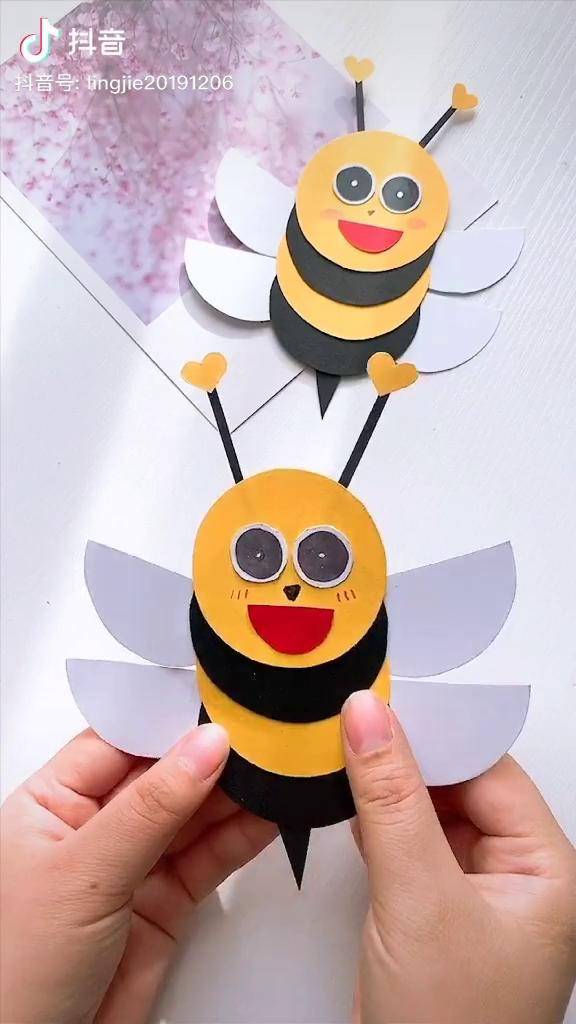 圆形做可爱小蜜蜂剪贴画花式过大年