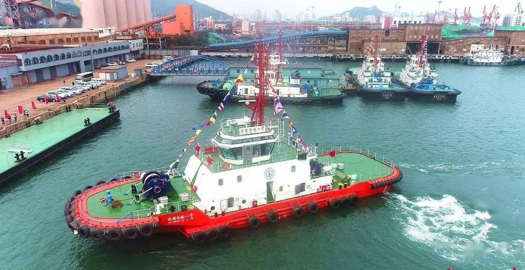 国内首艘纯电动拖轮的投运,标志着我港绿色港口的建设又迈出了重要的
