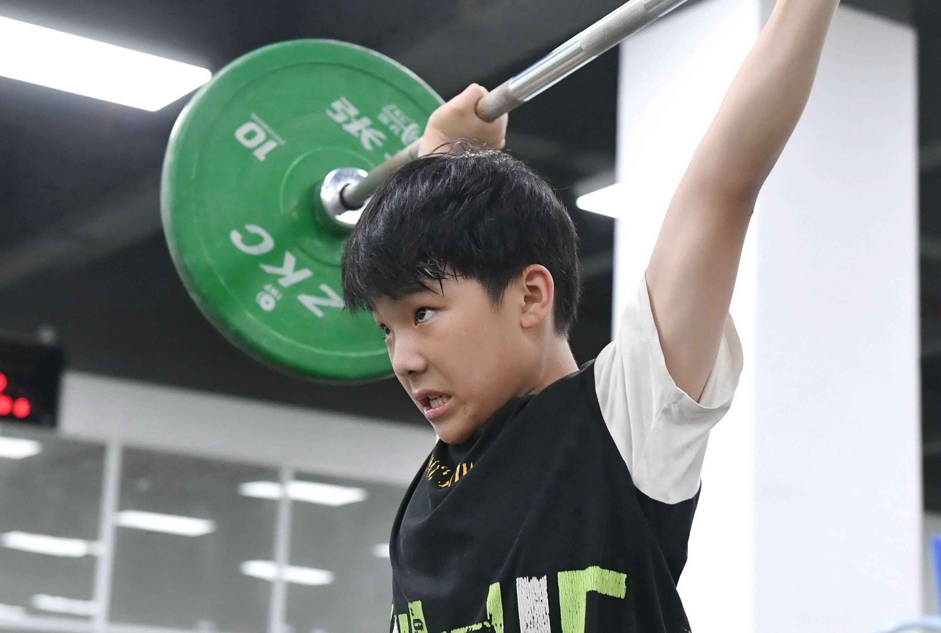 奥运健将背后,一所基层青少年体校的"大浪淘沙"