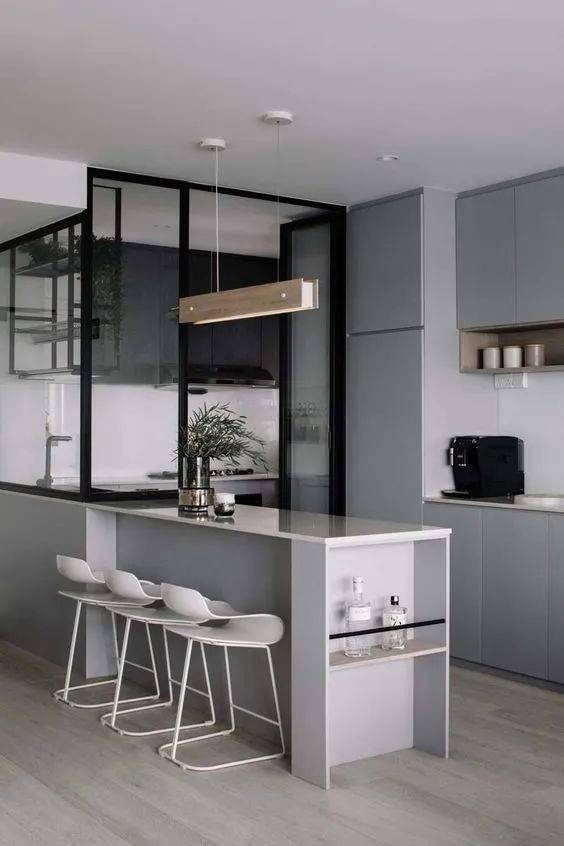 怕油烟先别拔草开放式厨房来看看折中方案