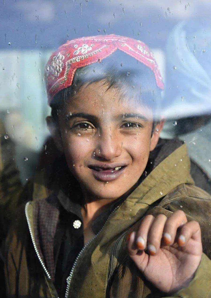 阿富汗儿童照片图片
