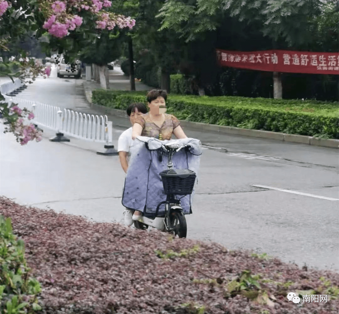 真丢人!南阳这些人在大街上被曝光!_违法