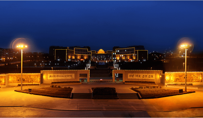 阳泉一中校园十二时辰