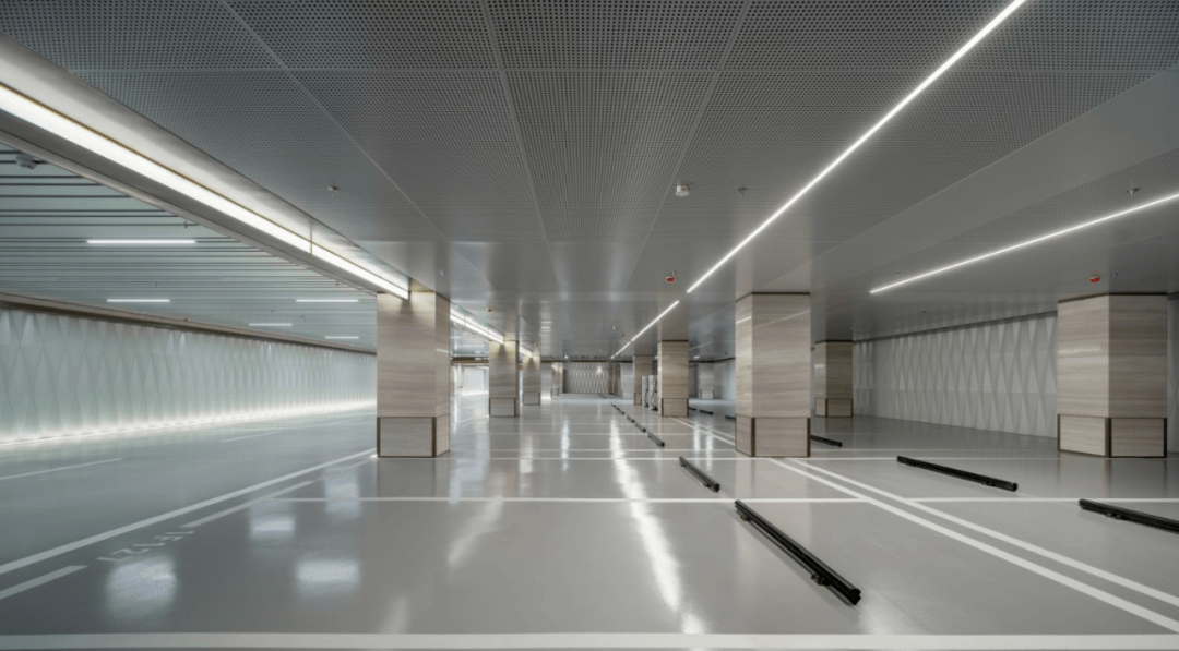 看完这个顶级车库我理解了什么叫极致