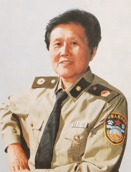 向党说句心里话李松芝维护社会安定和谐初心不变