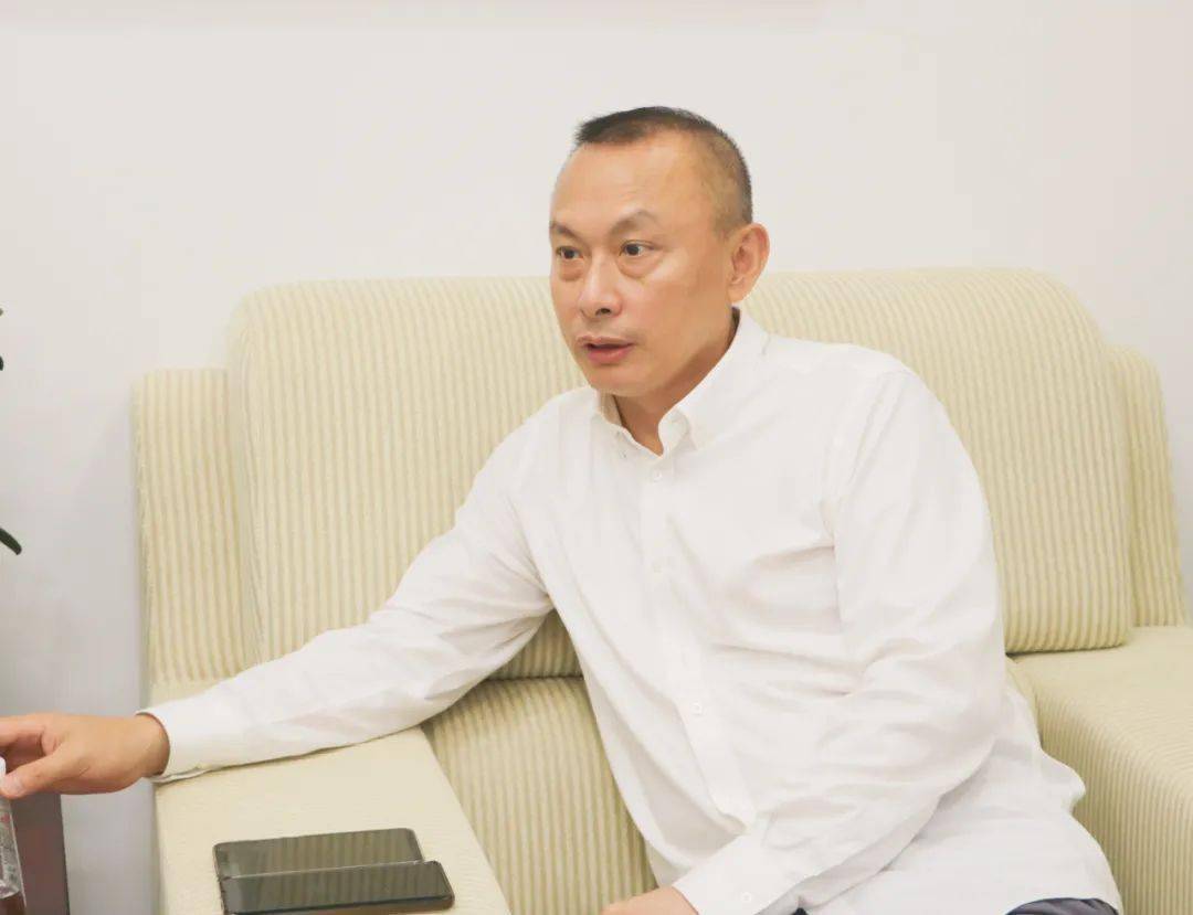 座谈最后,叶佳斌表示,鄂州楚商将紧紧围绕当前发展大