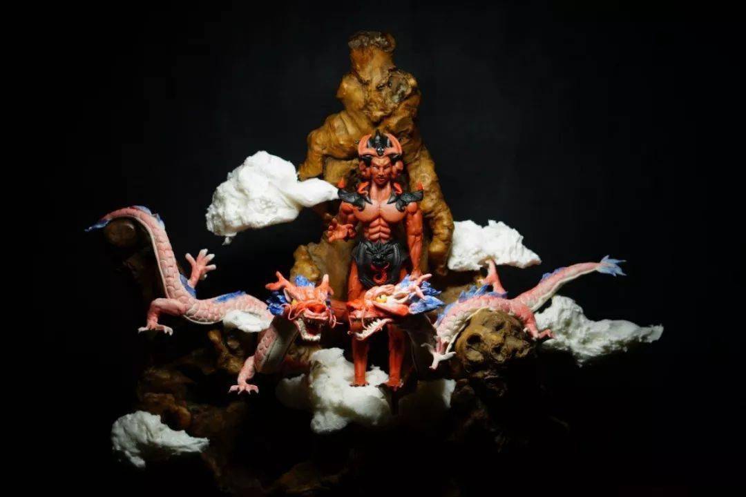 幼时郎佳子彧随父亲学习制作面人