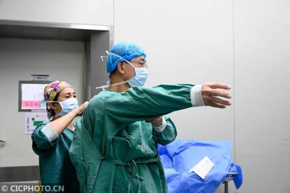 柳州|广西柳州：重返手术台的“刀锋战士”