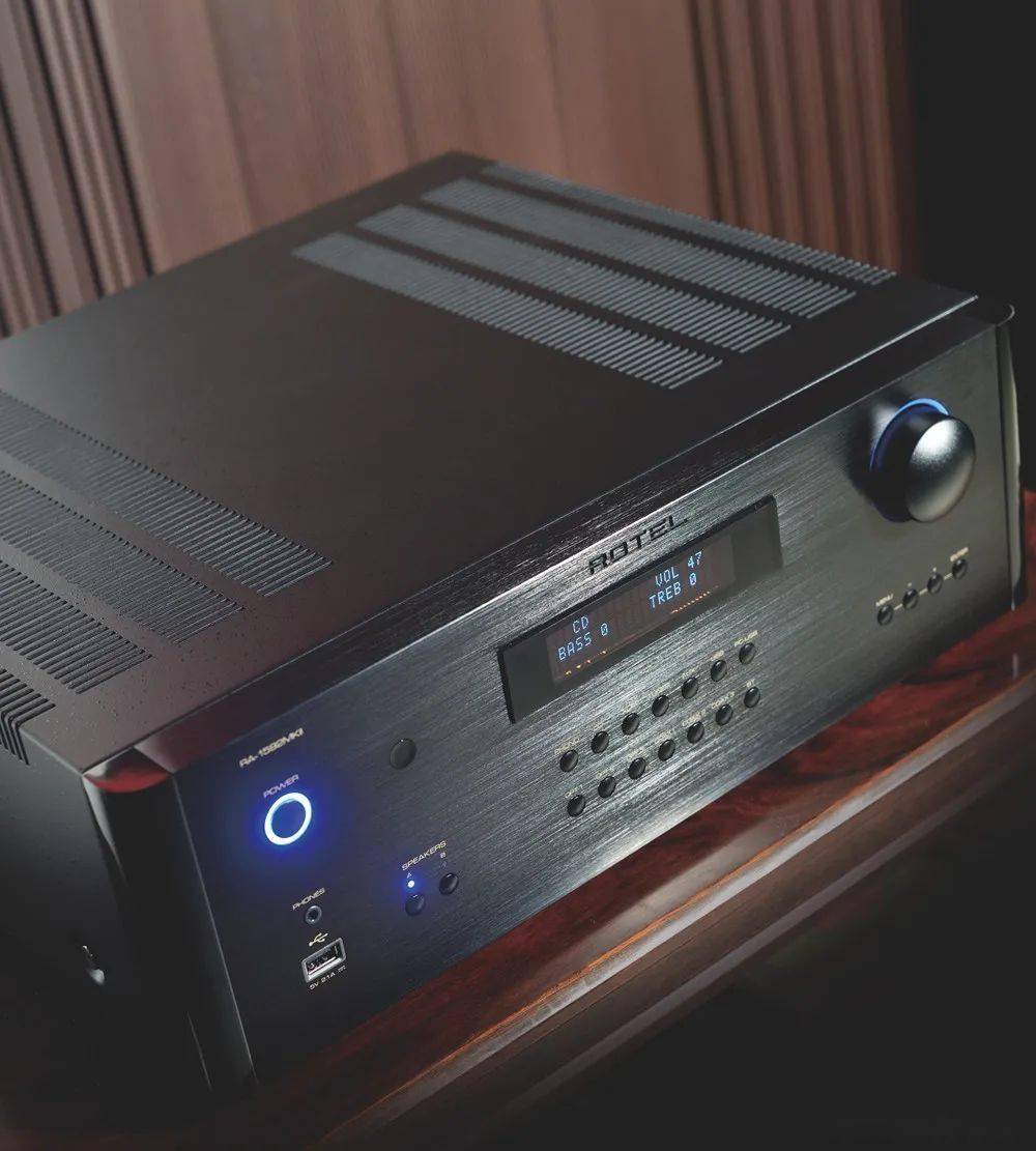 接口多,声音佳的实用功放:rotel ra-1592mkii 合并功放