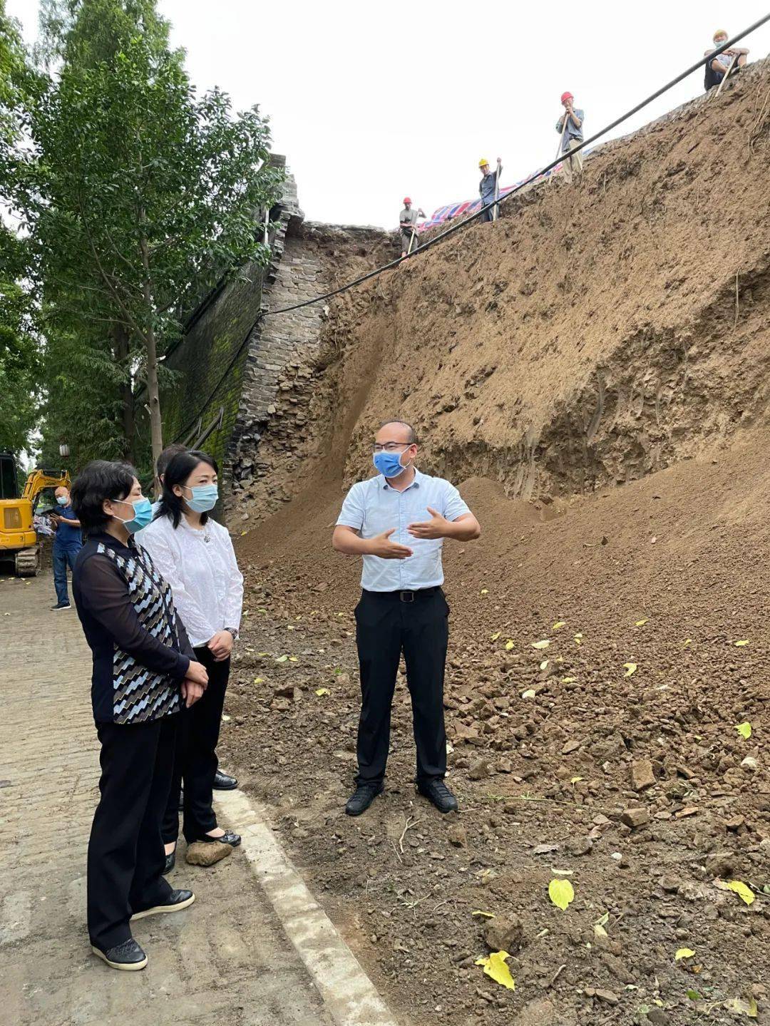 雷文洁赴襄阳随州调研文化和旅游场所疫情防控和防汛工作