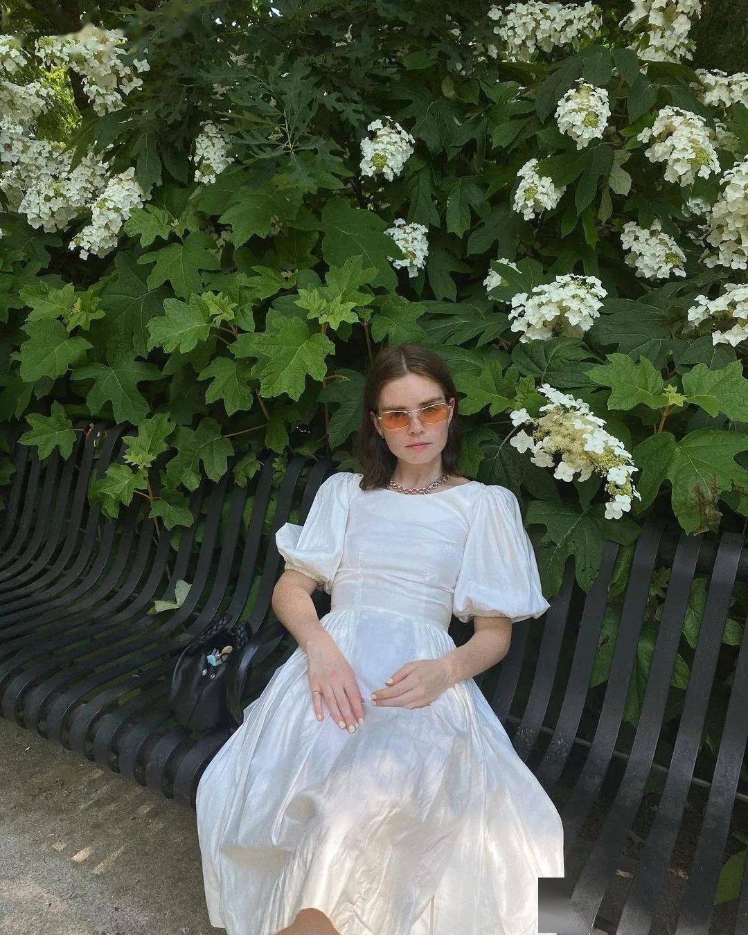 设计|一条娃娃裙，让女明星撞衫率显著提升！