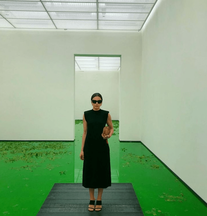 科技|2021年度最火的科技绿色，谁穿谁高级