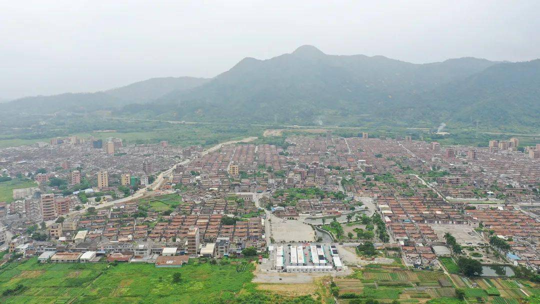 北山村,地處鐵山南麓,練江北岸,隸屬普寧市流沙東街道,山清水秀,地脈