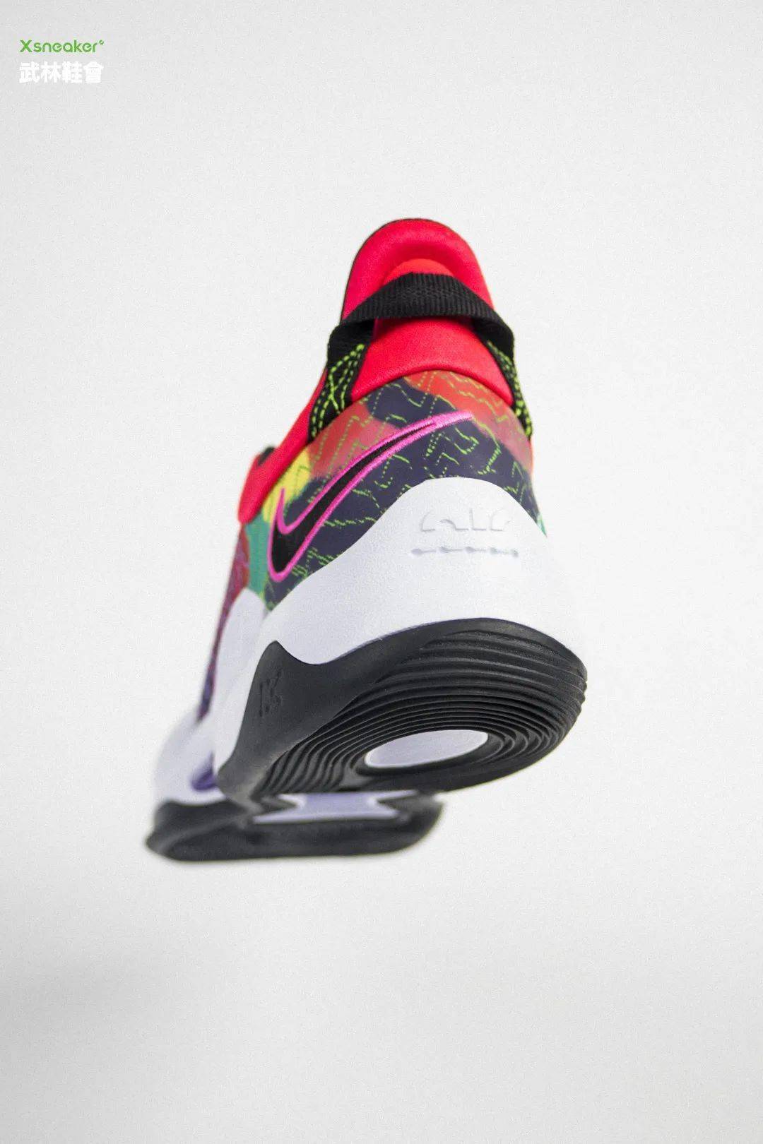 上新nikepg5multicolor