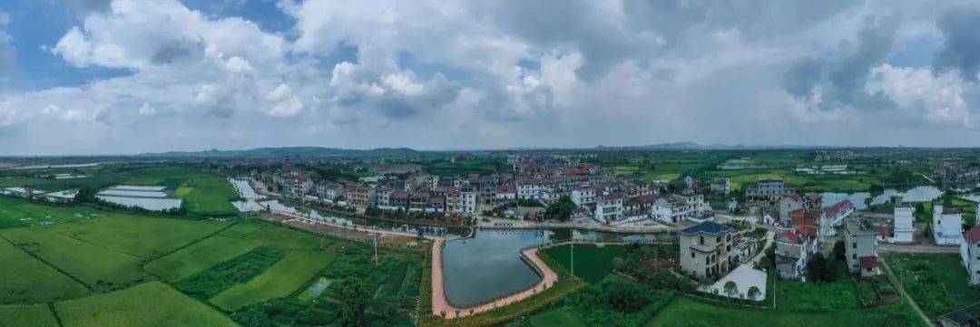 走进乡村看小康温圳镇文化兴村产业富民