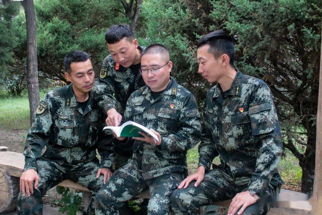 即将入伍的新战友,你们的班长已就位