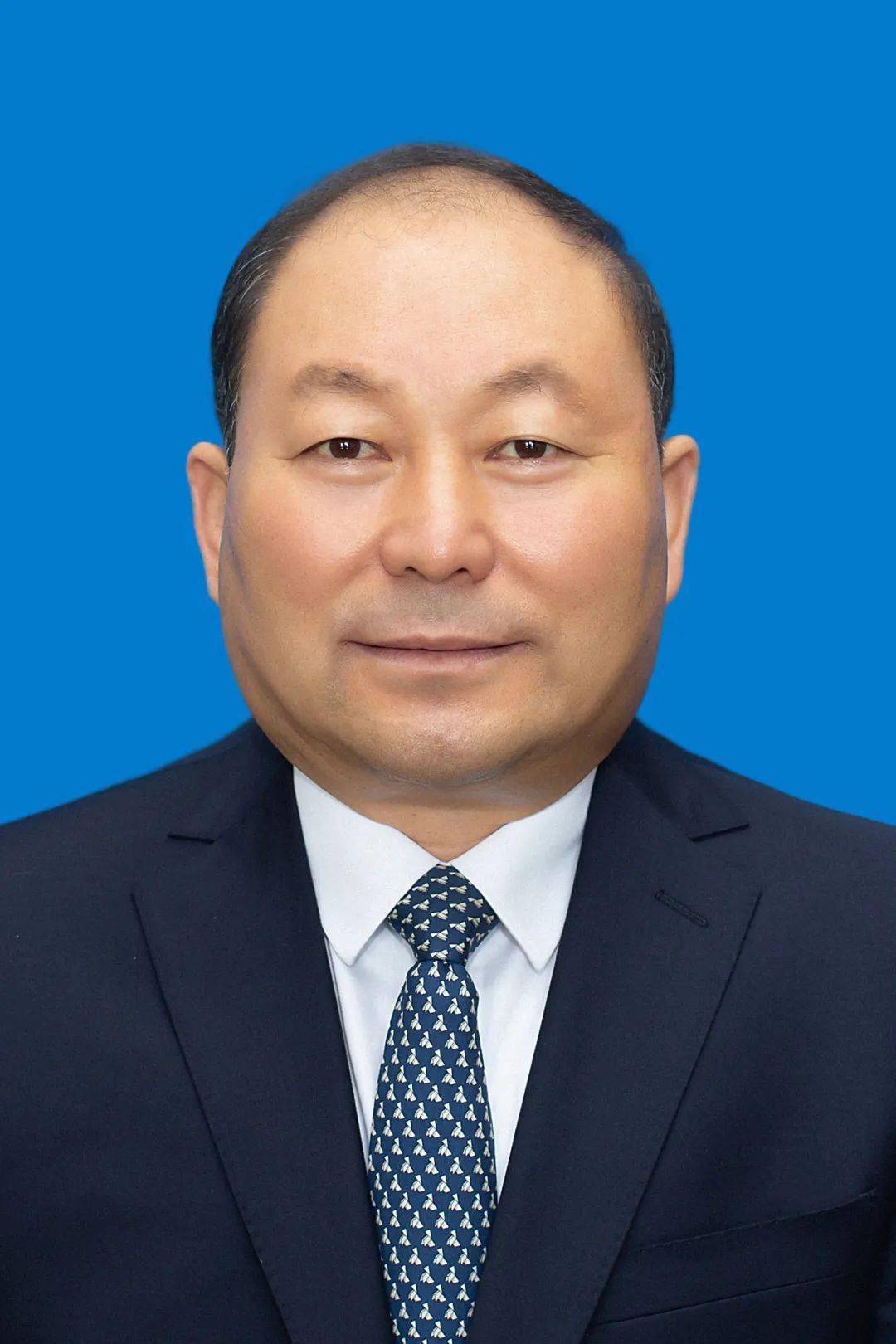 刘文勤当选承德市第十五届人民代表大会常务委员会主任