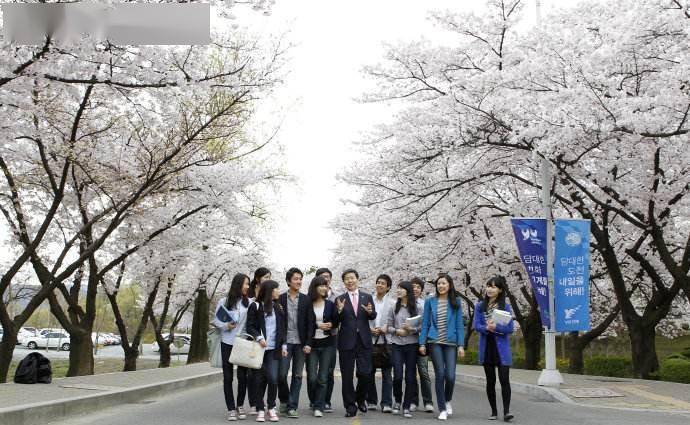 韩国减肥药排行榜前10名_2023全球电信运营商排名50强最新世界电信公司排行榜前50名