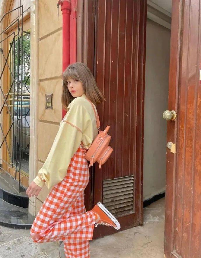 夏末秋|真人示范 | 夏末秋初，不同颜色这样穿，时髦高级还显白！