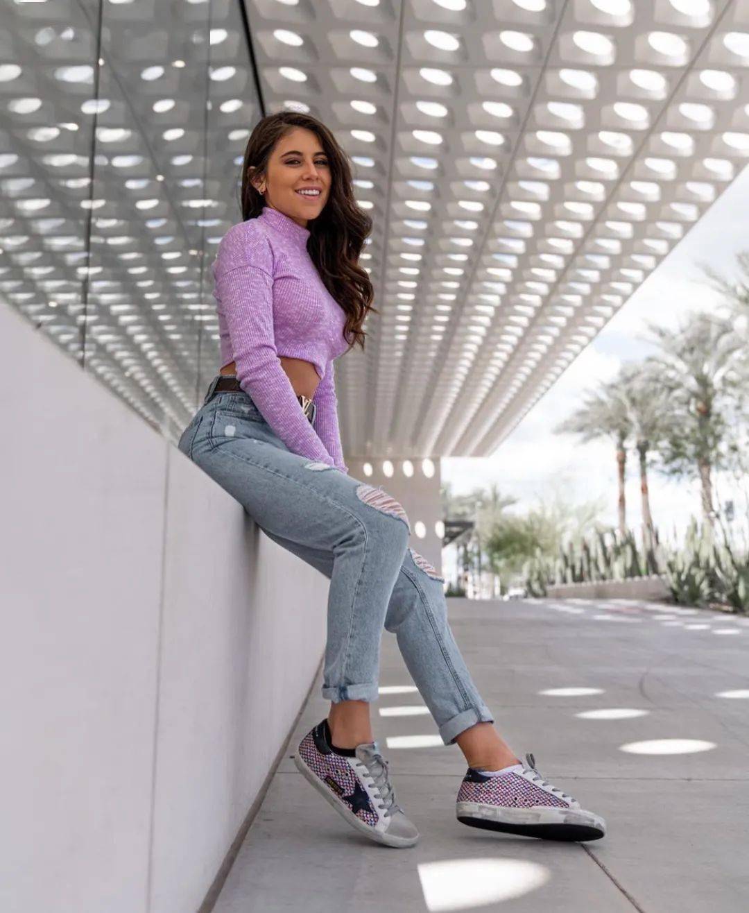 出生于德克萨斯州她今年22岁violet summers来自加利福尼亚的性感超模