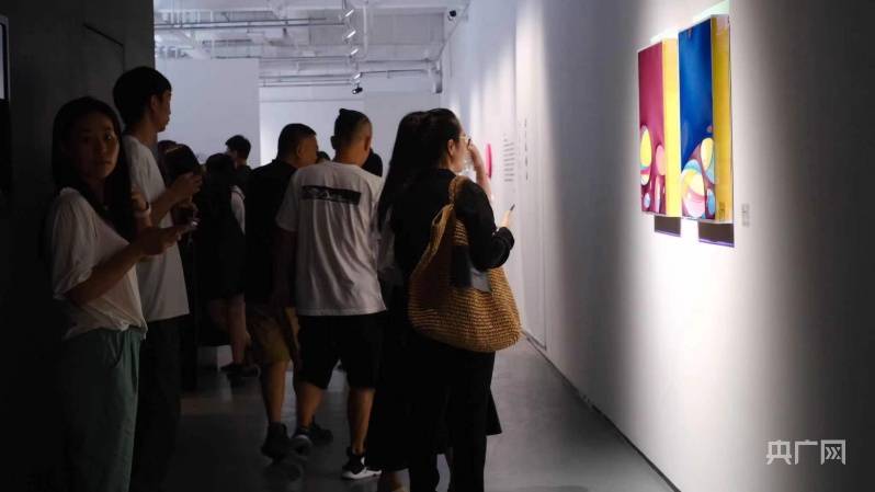 首场|宁波首场以“混合叙事”为主题的当代艺术邀请展在东部新城开展 为期三个月