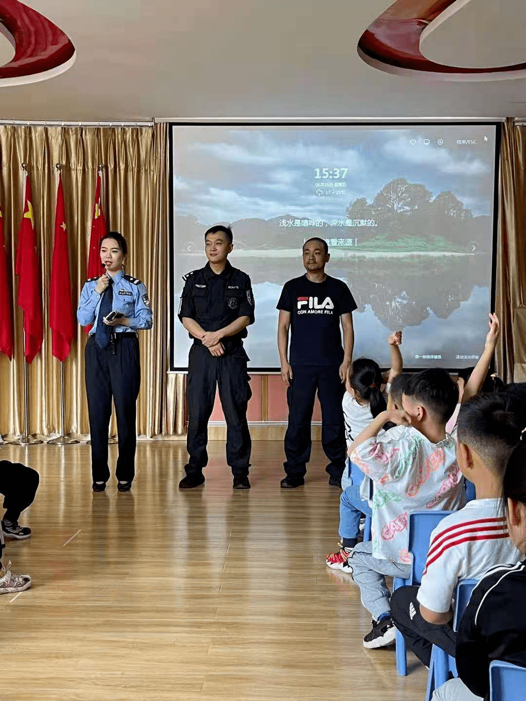 【我為群眾辦實事】堅決抵制校園欺凌事件 昆明警方一直在線!_昌宏路