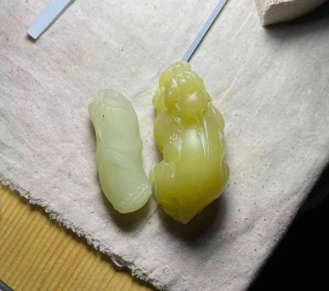 青海黄口料出现的时间不长,最近十年来开采较多,在