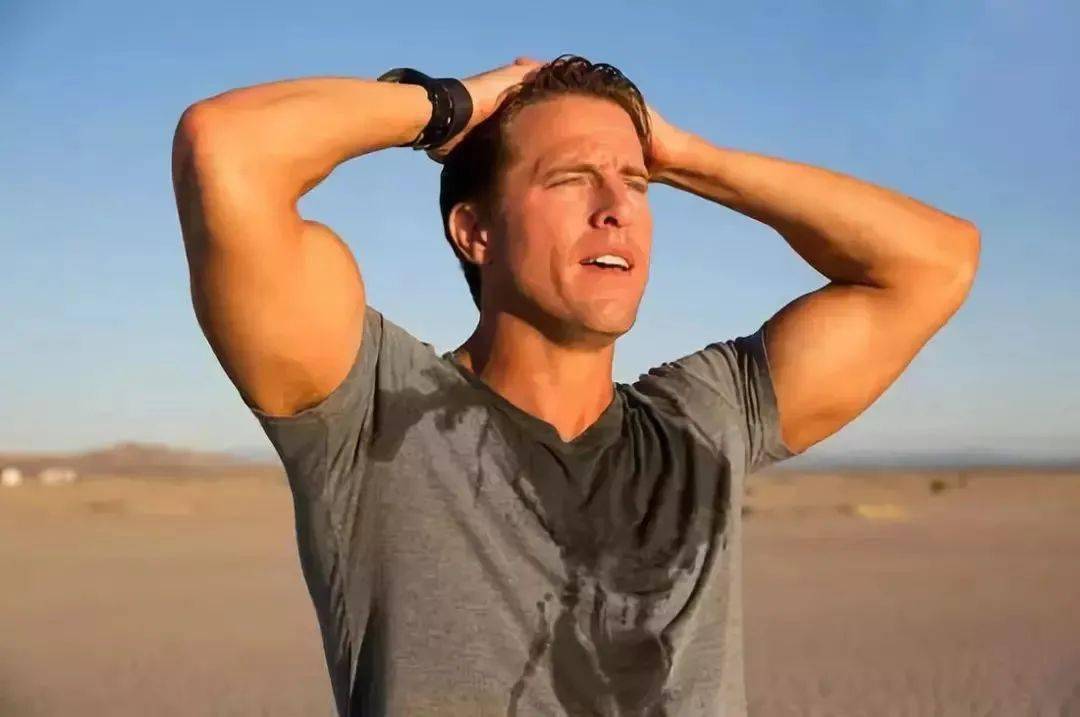 出汗的10大惊人好处,看完我把空调关了!_运动