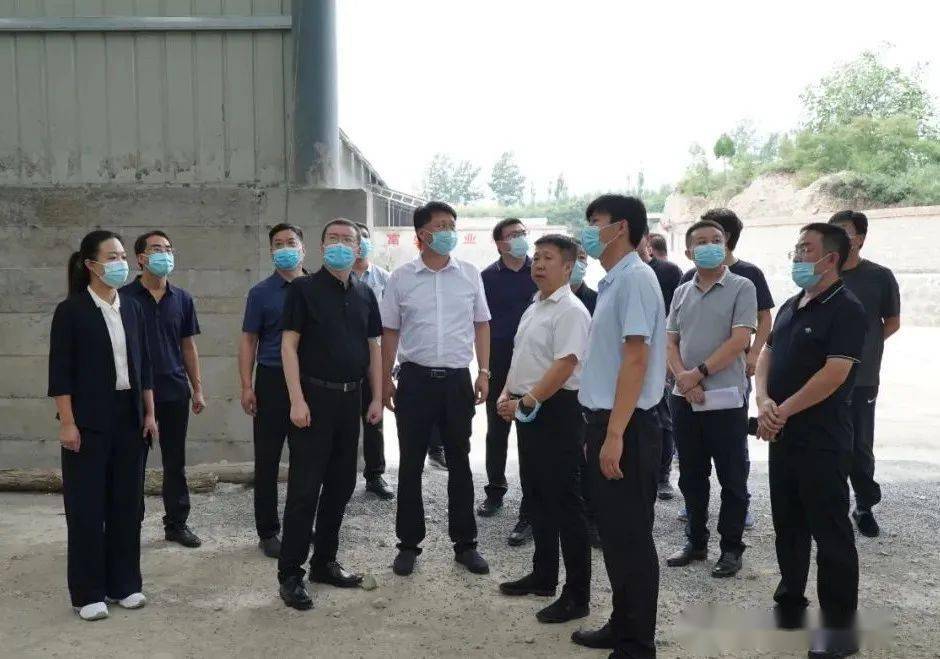 曲沃县长吴滨检查安全生产环境保护等工作