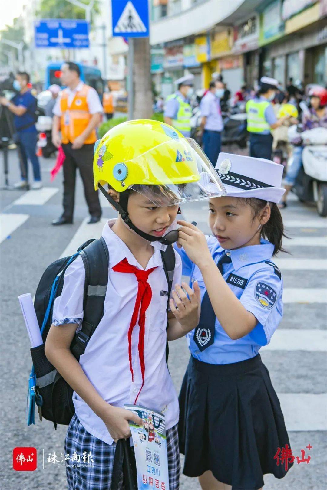 海寿|冲上热搜，这一幕幕刷屏！多图直击佛山开学第一天，有你家娃吗？