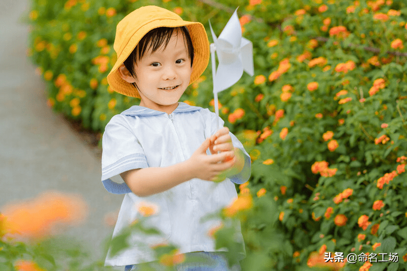 男孩起名 八面威风 威震四方的男宝宝名字大全 人名