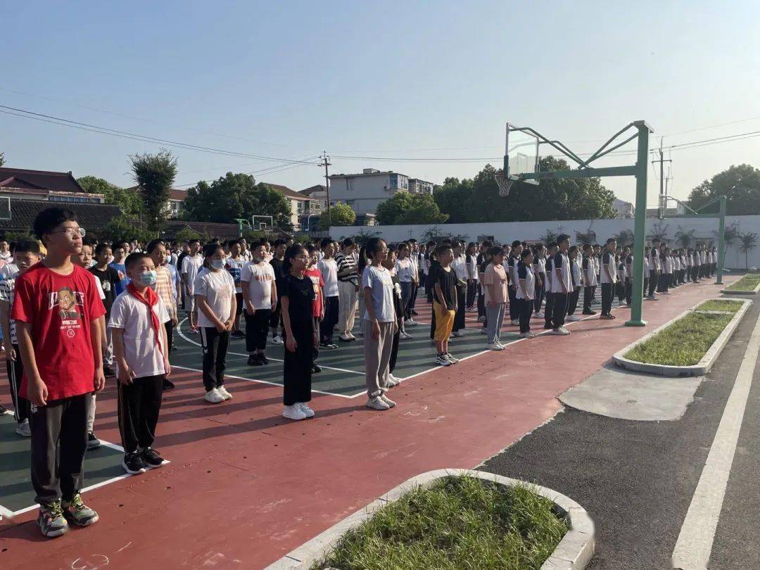 市良辅中学太仓市经贸小学太仓市实验小学太仓市第一中学开学第一天