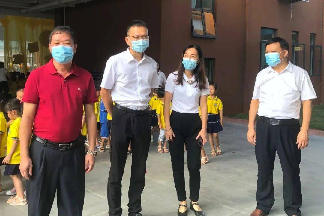 调研|邹锡洪调研连州市各学校开学情况