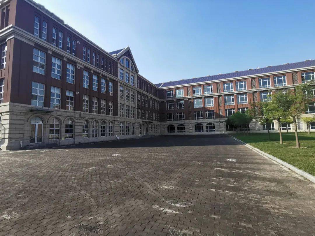 梦想从这里启航东丽中学教育集团华诚中学开学首日纪实