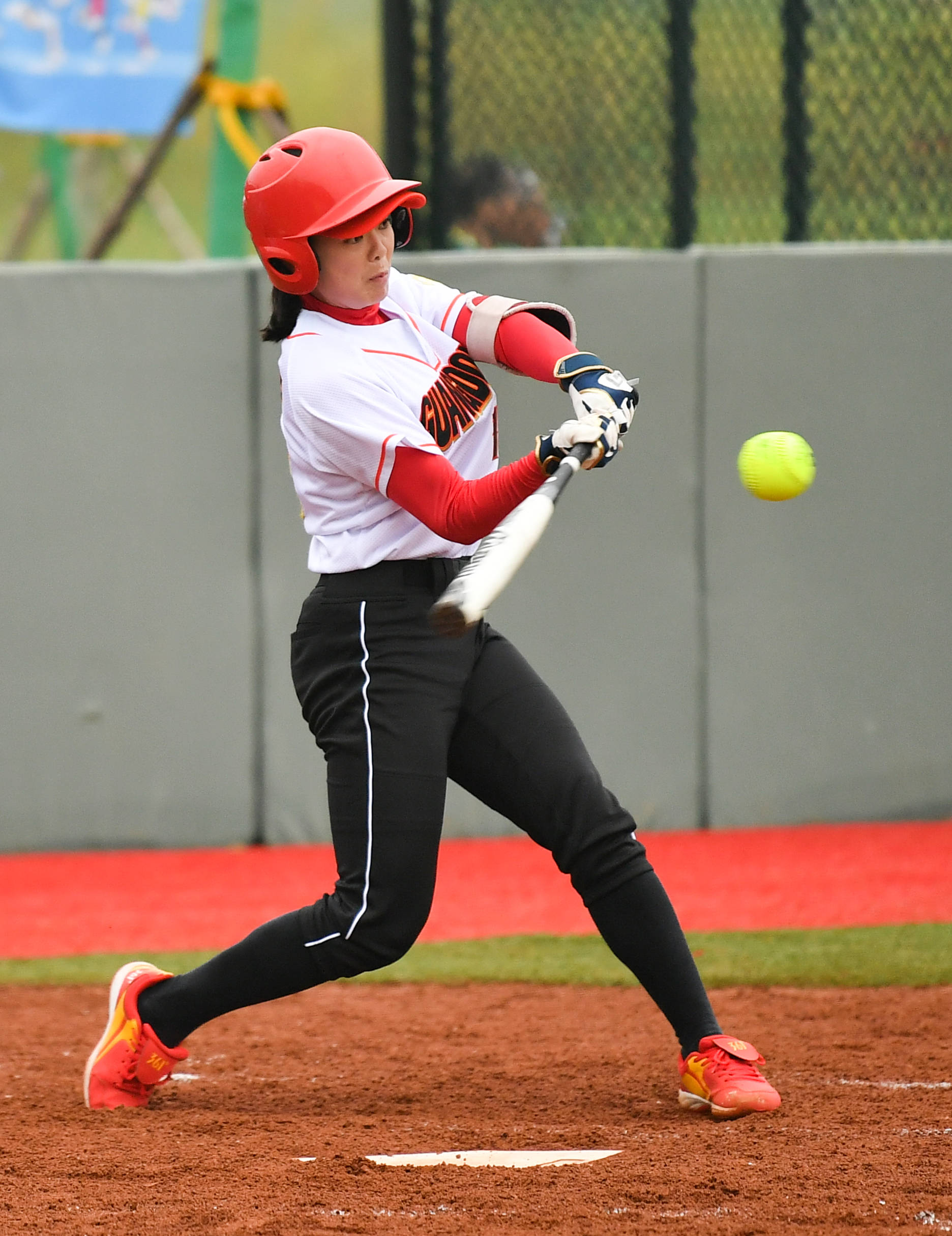 垒球女子小组赛江苏胜广东