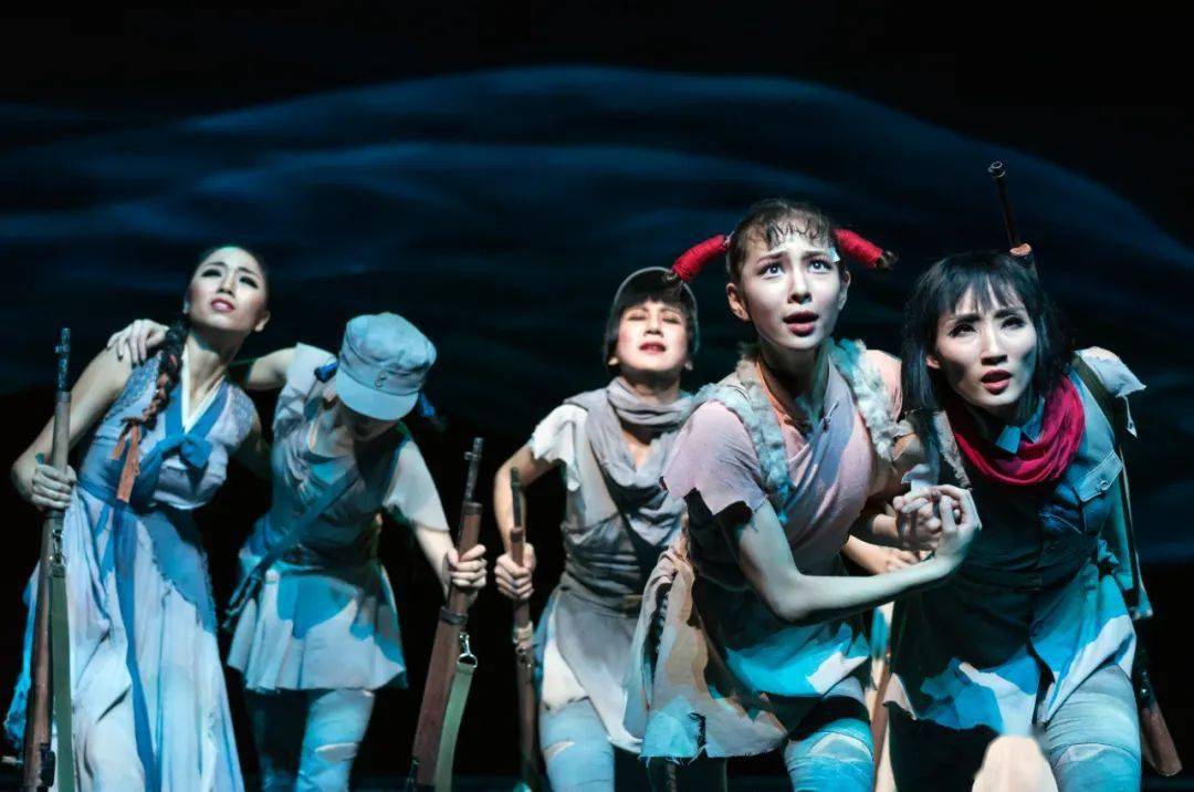 重磅演出|中国五大芭蕾舞团之"辽宁芭蕾舞团"足尖舞出英雄情_八女投江