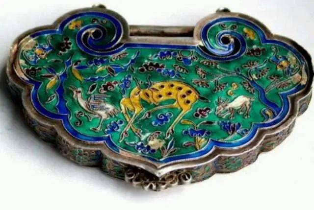 中国最好的长命锁之一福建古代景泰蓝银锁