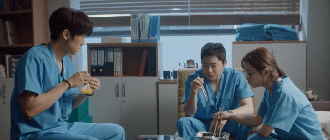 什么|医疗剧的翻车魔咒,被这部9.6分剧打破了