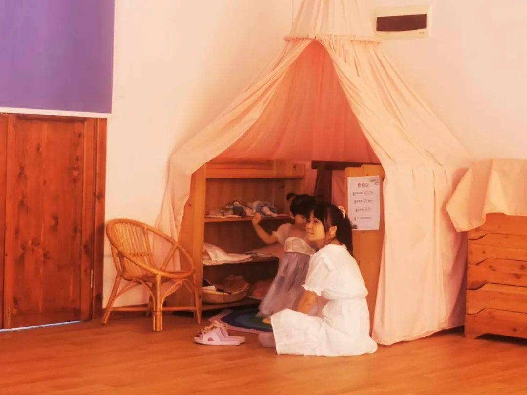 因为|上幼儿园，为什么有的孩子哭，有的孩子不哭？