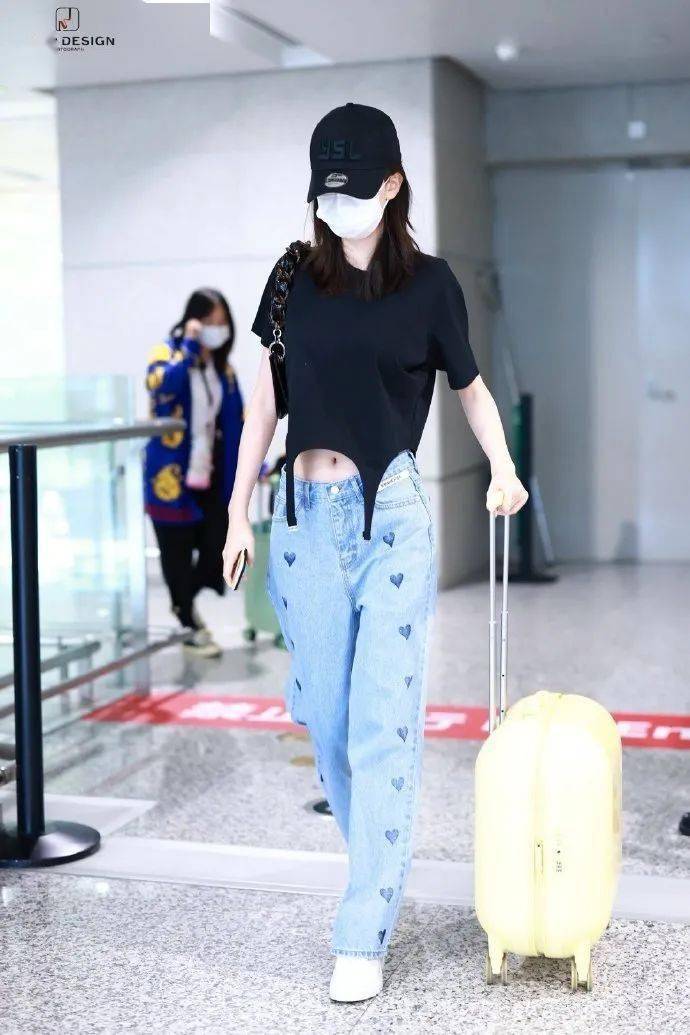 设计|“秋天的第一条长裤”必须是单宁做的！