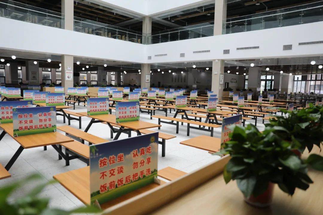 你好新同学直击孟州新一中开学第一天