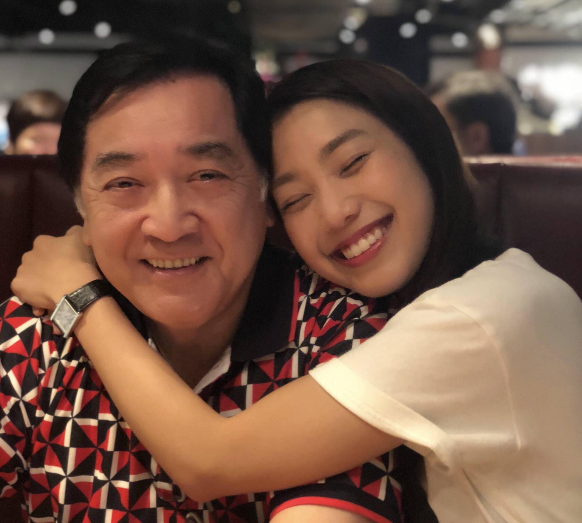 恭喜!老戏骨秦沛爱女姜丽文即将正式完婚,小5岁丈夫是工程师